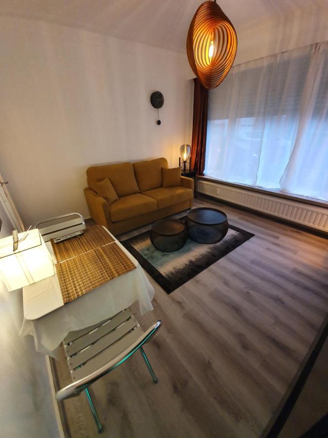 Cosy Corner In Quiet Suburb - All Cars Allowed 安特卫普 外观 照片